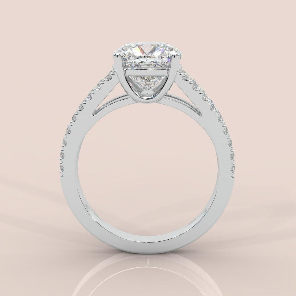 Sale ! 4.50Ct E/VS Cushion Diamond Split Shank Engagement Ring Platinum