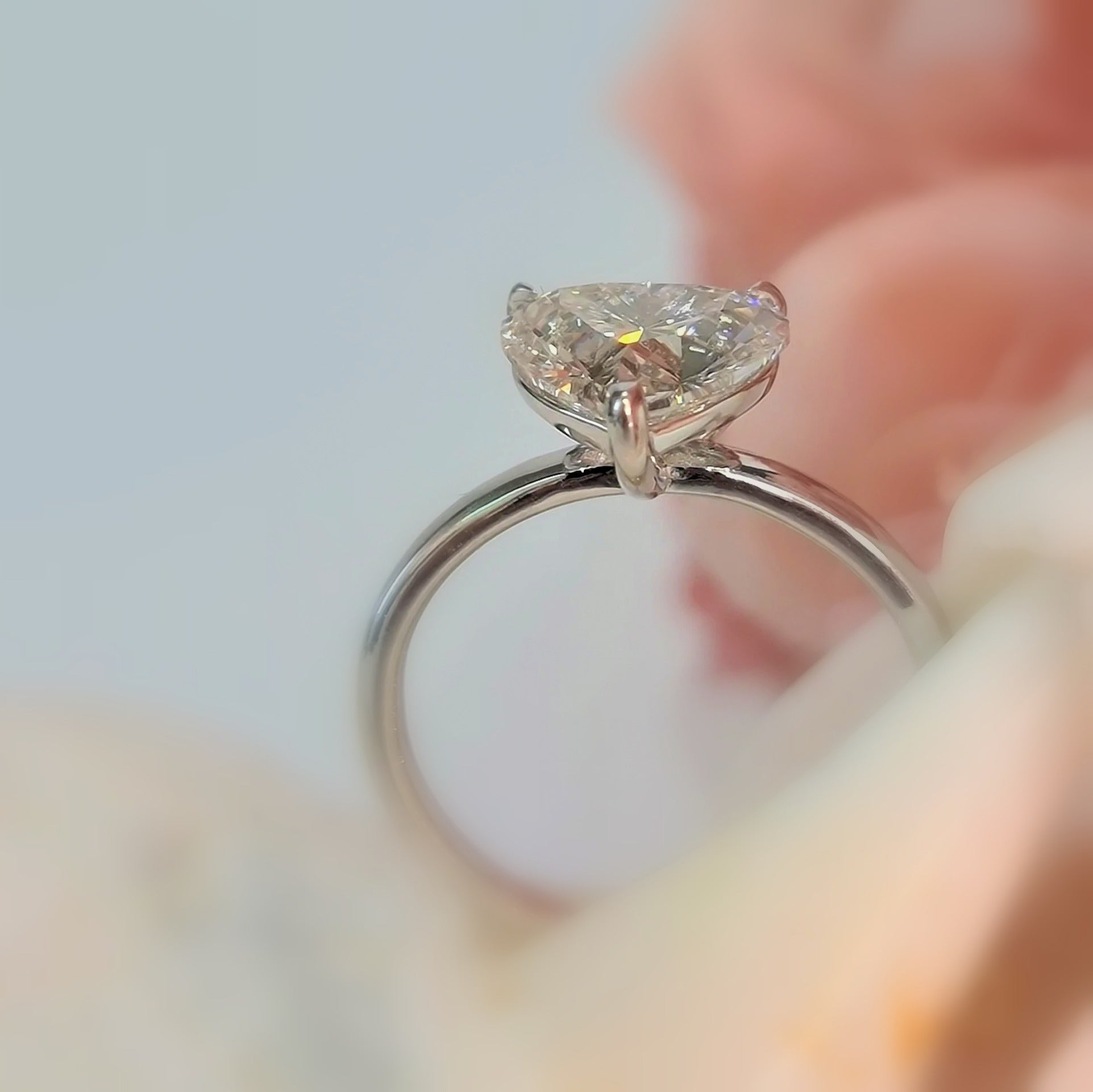 D/VVS 3.00Ct IGI Certified Heart Diamond Solitaire Engagement Ring In Platinum