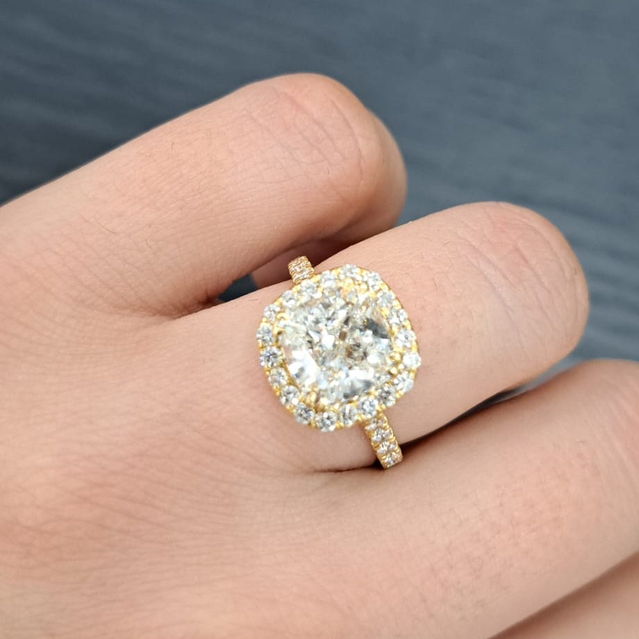 Clearance 3.62Ct IGI Certified Cushion Diamond Halo Engagement Ring In 18k Yellow Gold