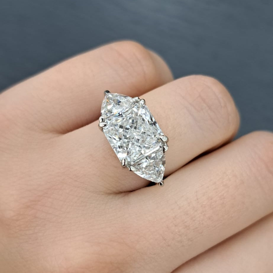 Clearance E/VS 6.00Ct IGI Certified Radiant Cut Diamond Trilogy Ring In Platinum