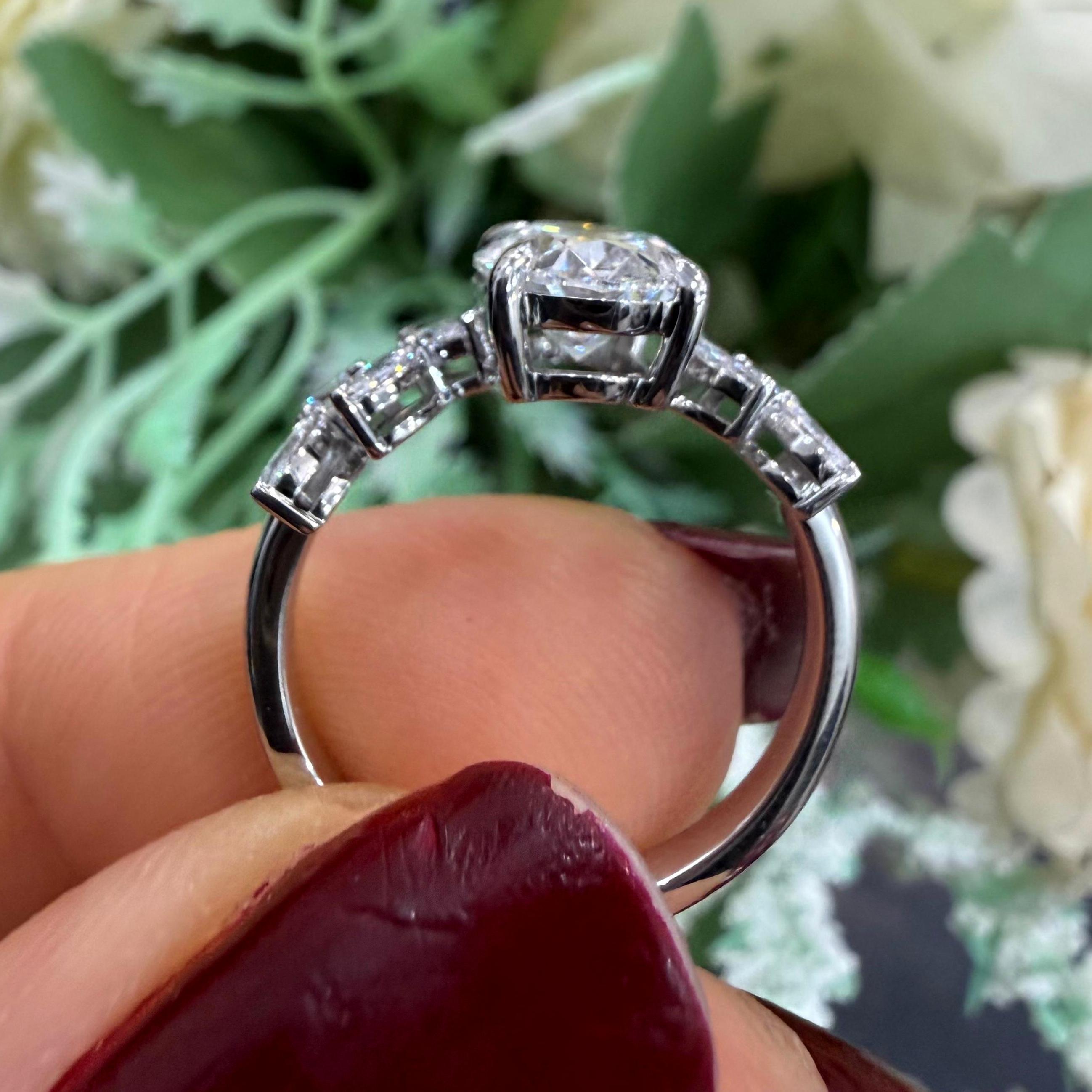 IGI 2.25ct D/VVS Oval & Side Marquise Lab Diamond Engagement Ring In Platinum