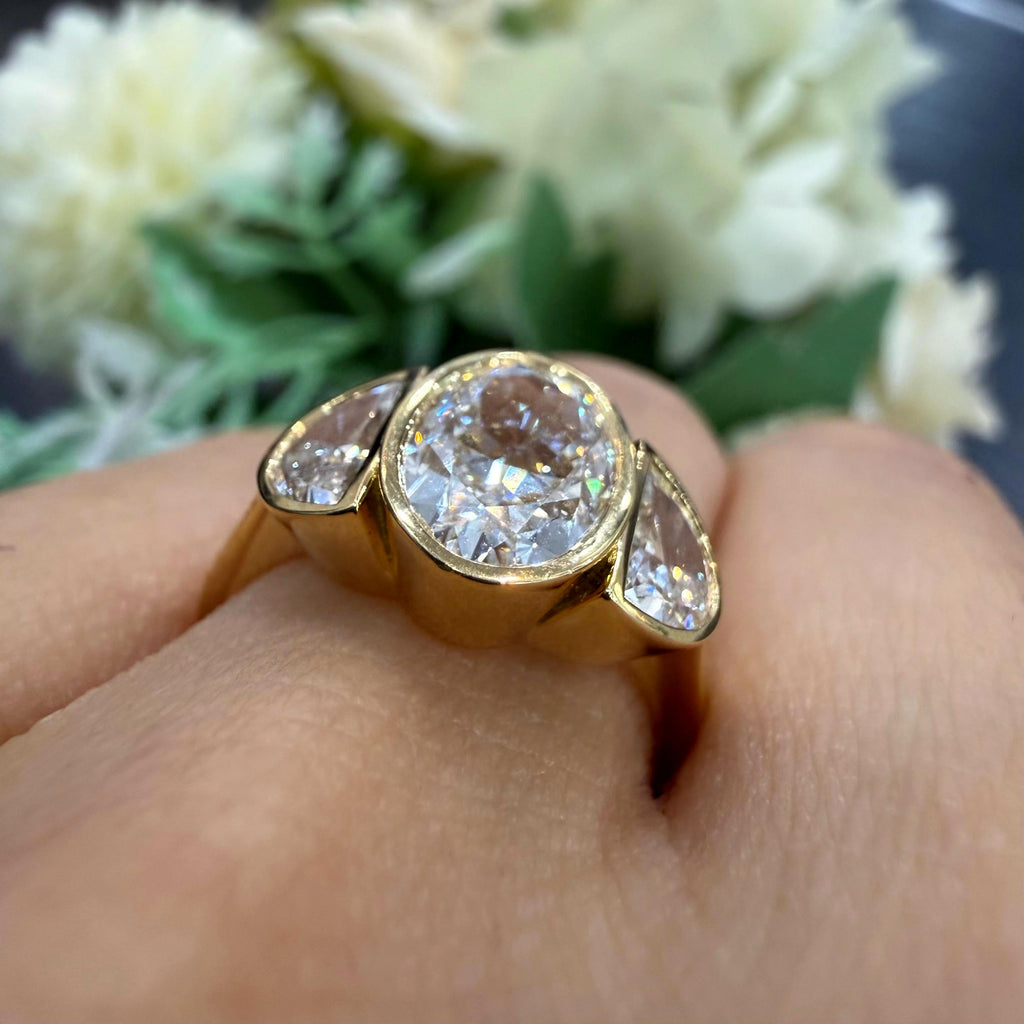 IGI 3.00ct D/VS Oval & Half Moon Lab Diamond Three-Stone Ring In 18k Yellow Gold