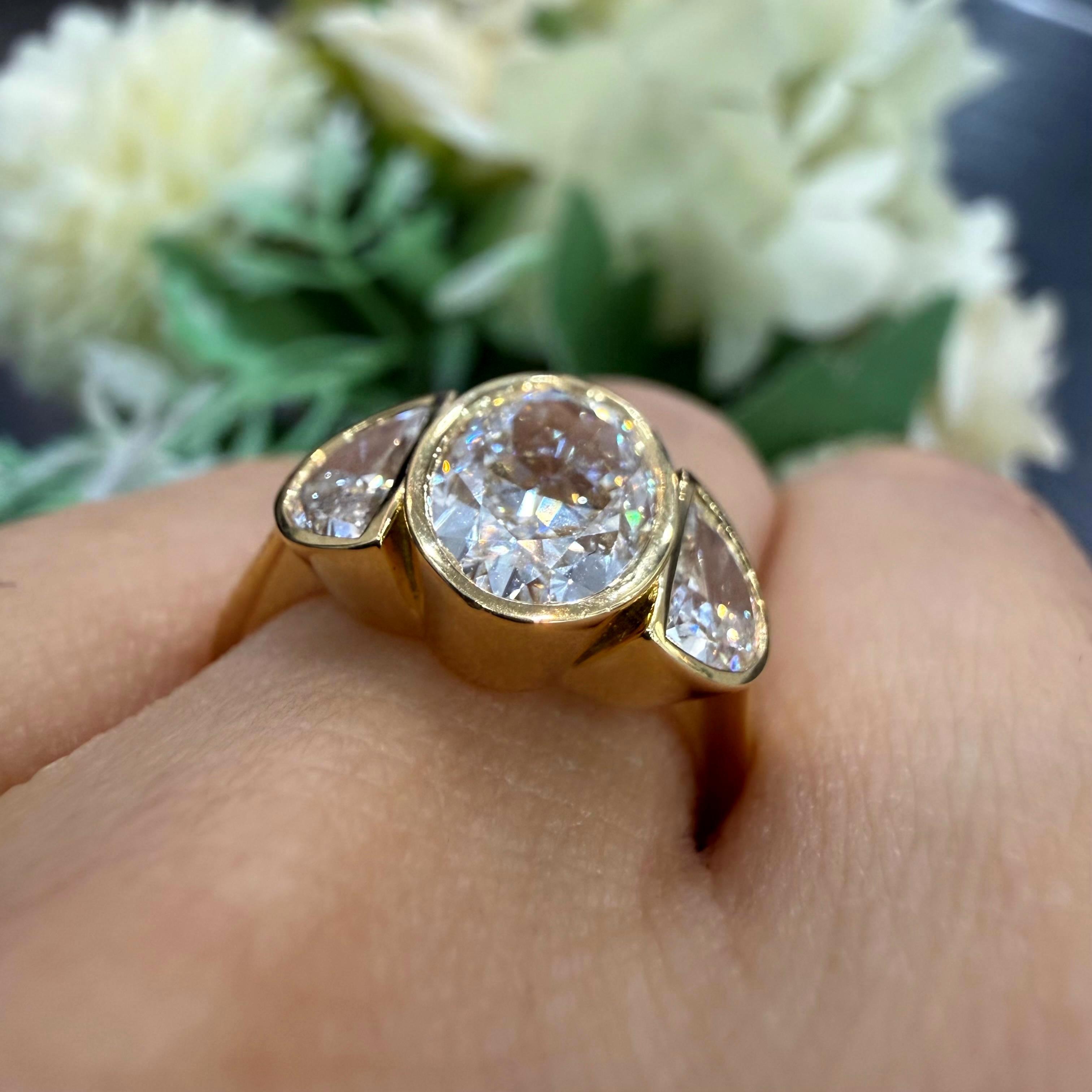 IGI 3.00ct D/VS Oval & Half Moon Lab Diamond Three-Stone Ring In 18k Yellow Gold