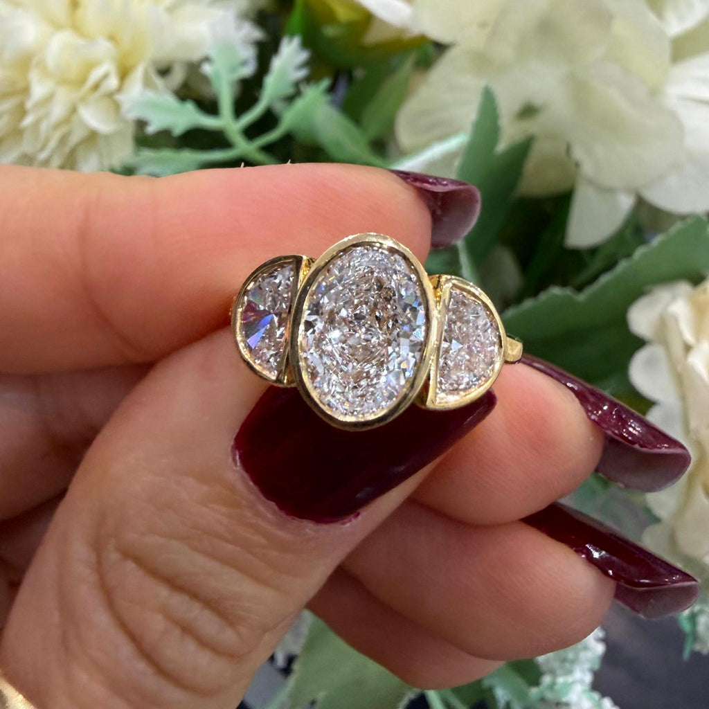 IGI 3.00ct D/VS Oval & Half Moon Lab Diamond Three-Stone Ring In 18k Yellow Gold