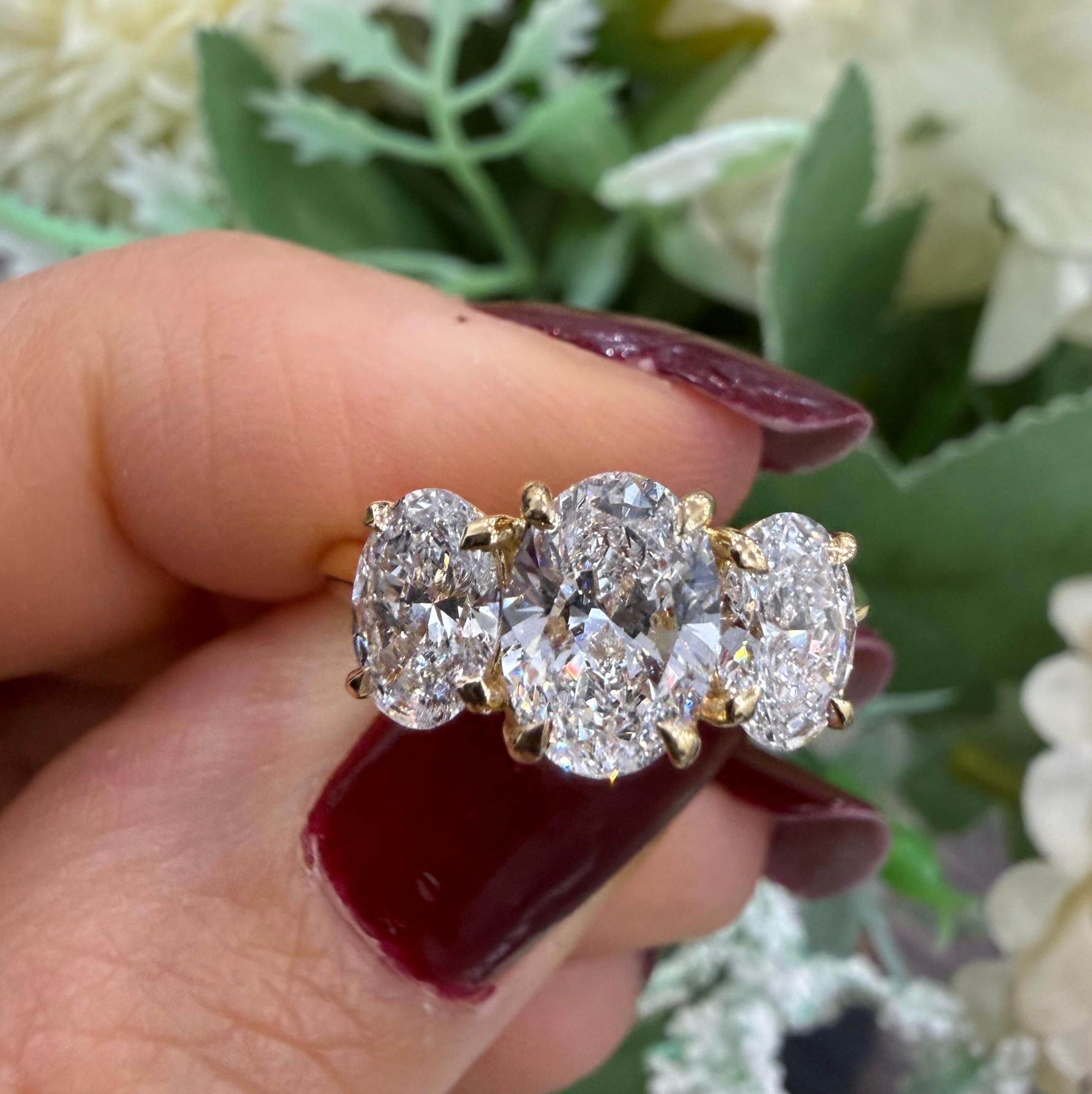 IGI 2.10ct D/VS Oval Lab Diamond Three-Stone Ring In 18k Yellow Gold