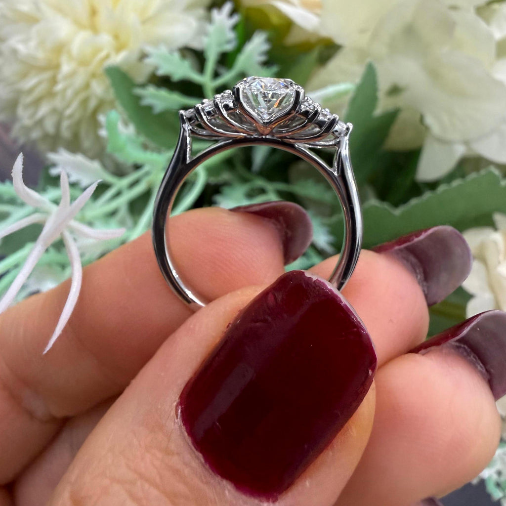 IGI 2.00ct E/VVS Oval & Side Marquise Lab Diamond Engagement Ring In Platinum