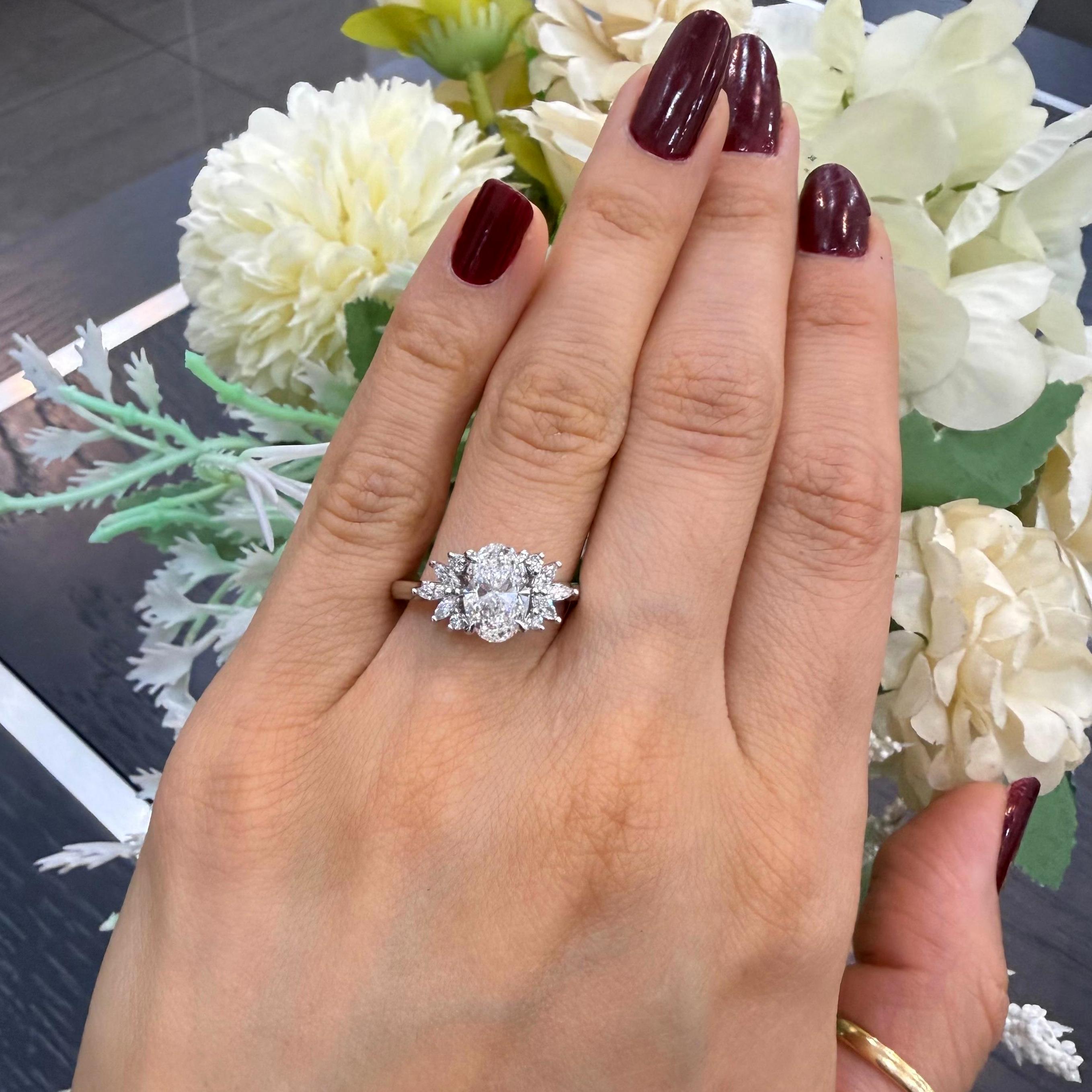 IGI 2.00ct E/VVS Oval & Side Marquise Lab Diamond Engagement Ring In Platinum