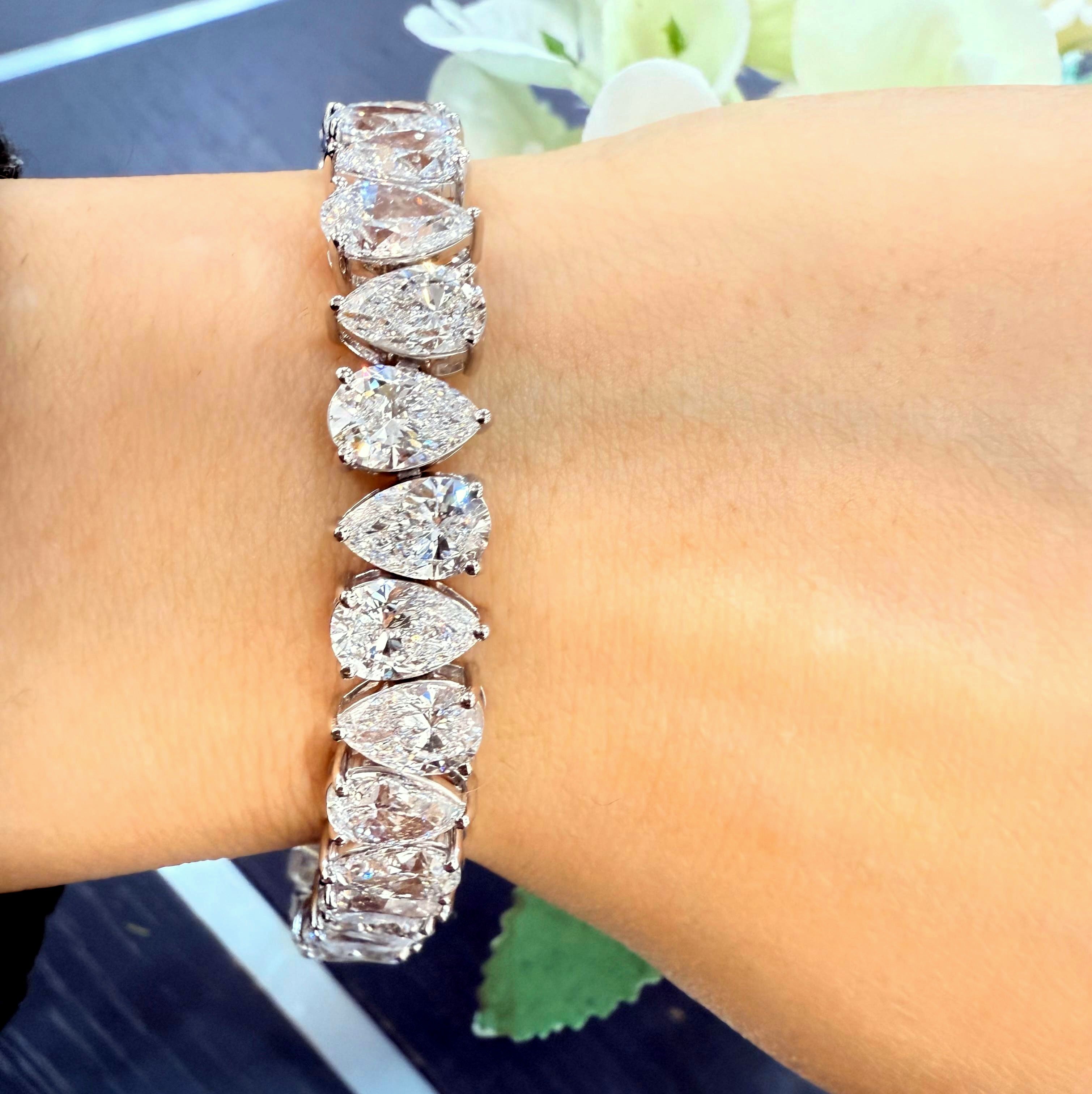 35.42CT D/VS Pear Lab Diamond Tennis Bracelet In Platinum - 35Grams
