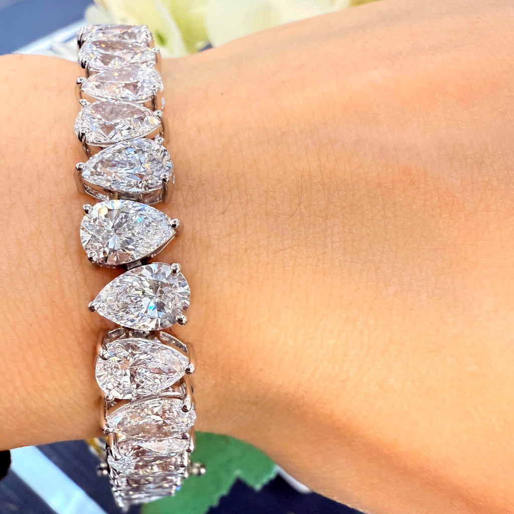 35.42CT D/VS Pear Lab Diamond Tennis Bracelet In Platinum - 35Grams