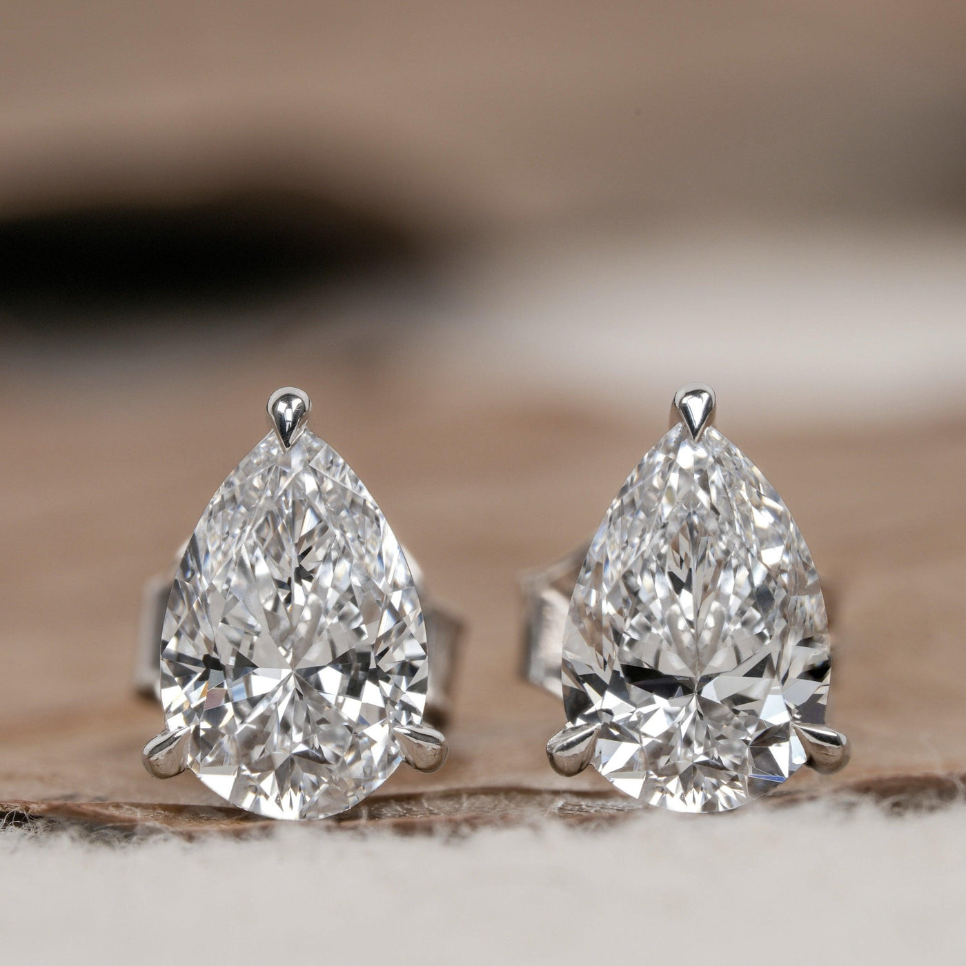 Best Quality D/VS Lab Grown Pear Diamond Stud Earrings in 18k White Gold - 0.75Ct - 2.00ct