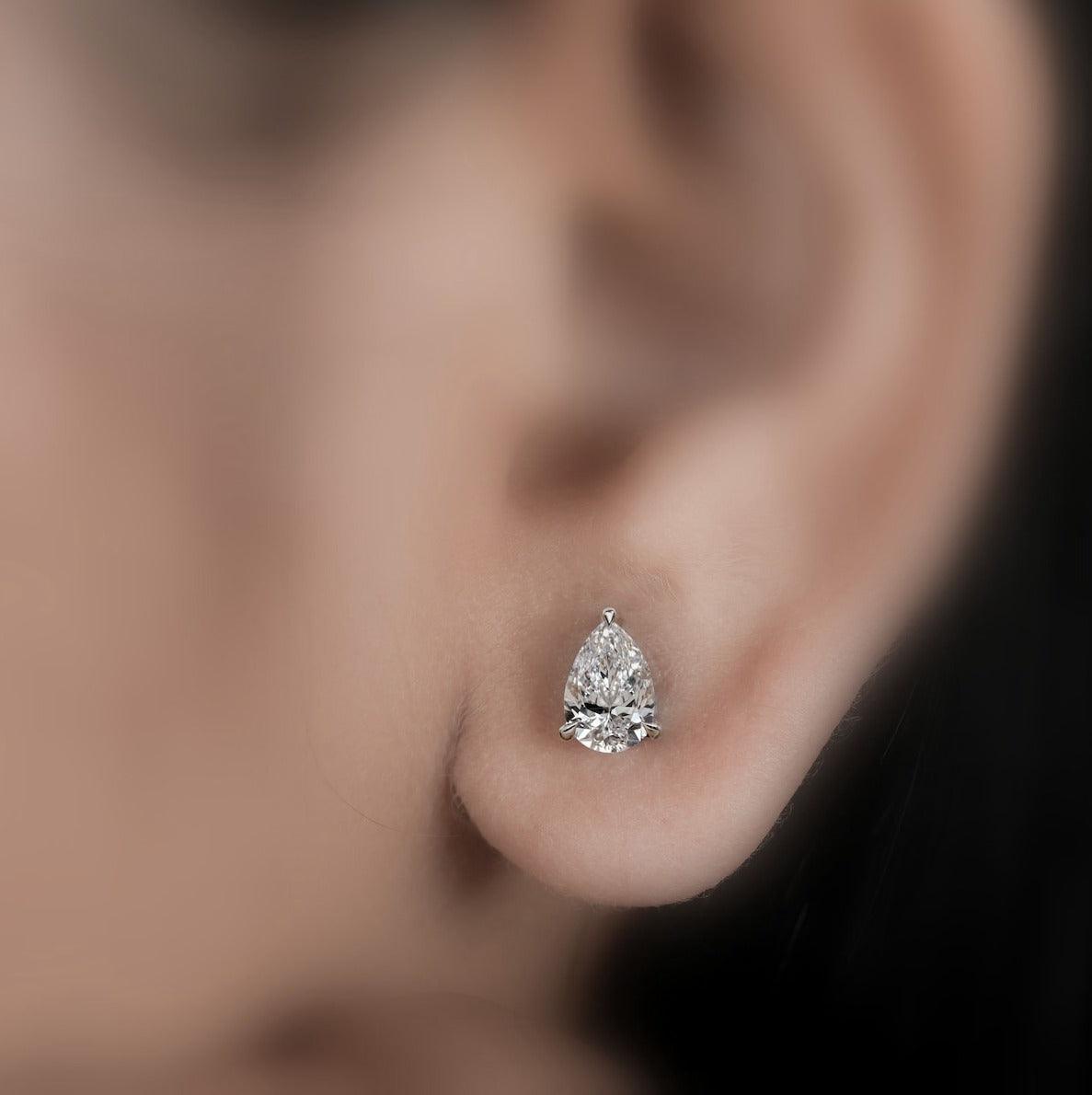 Best Quality D/VS Lab Grown Pear Diamond Stud Earrings in 18k White Gold - 0.75Ct - 2.00ct