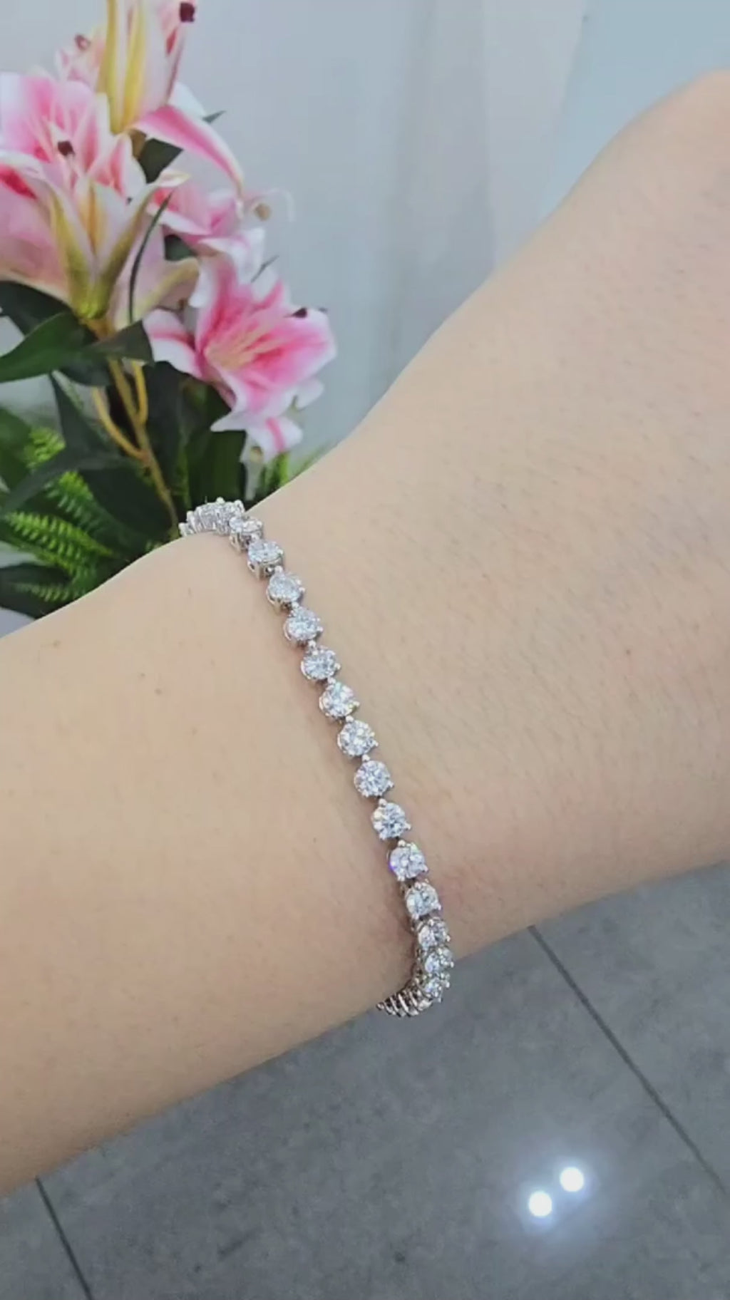 3.00Ct - 10.00ct D/VVS Lab Round Diamond 3 Prong Tennis Bracelet 9k'Gold