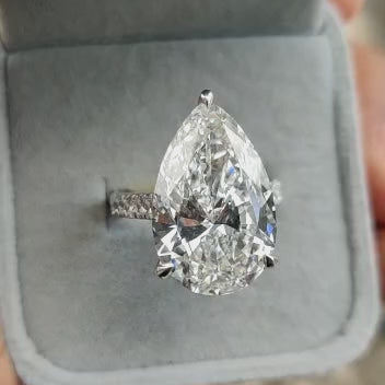 9.50 Carat IGI Certified Pear Shape Diamond Women's Engagement Ring
