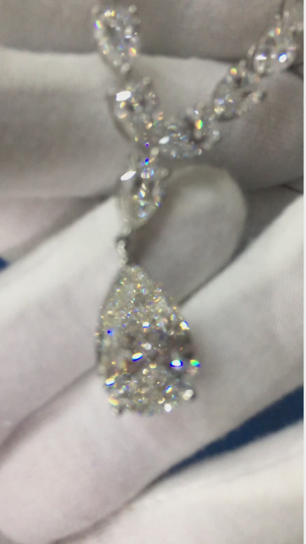 34.00 CT F/VS PEAR DIAMOND TENNIS NECKLACE IN 18K WHITE GOLD