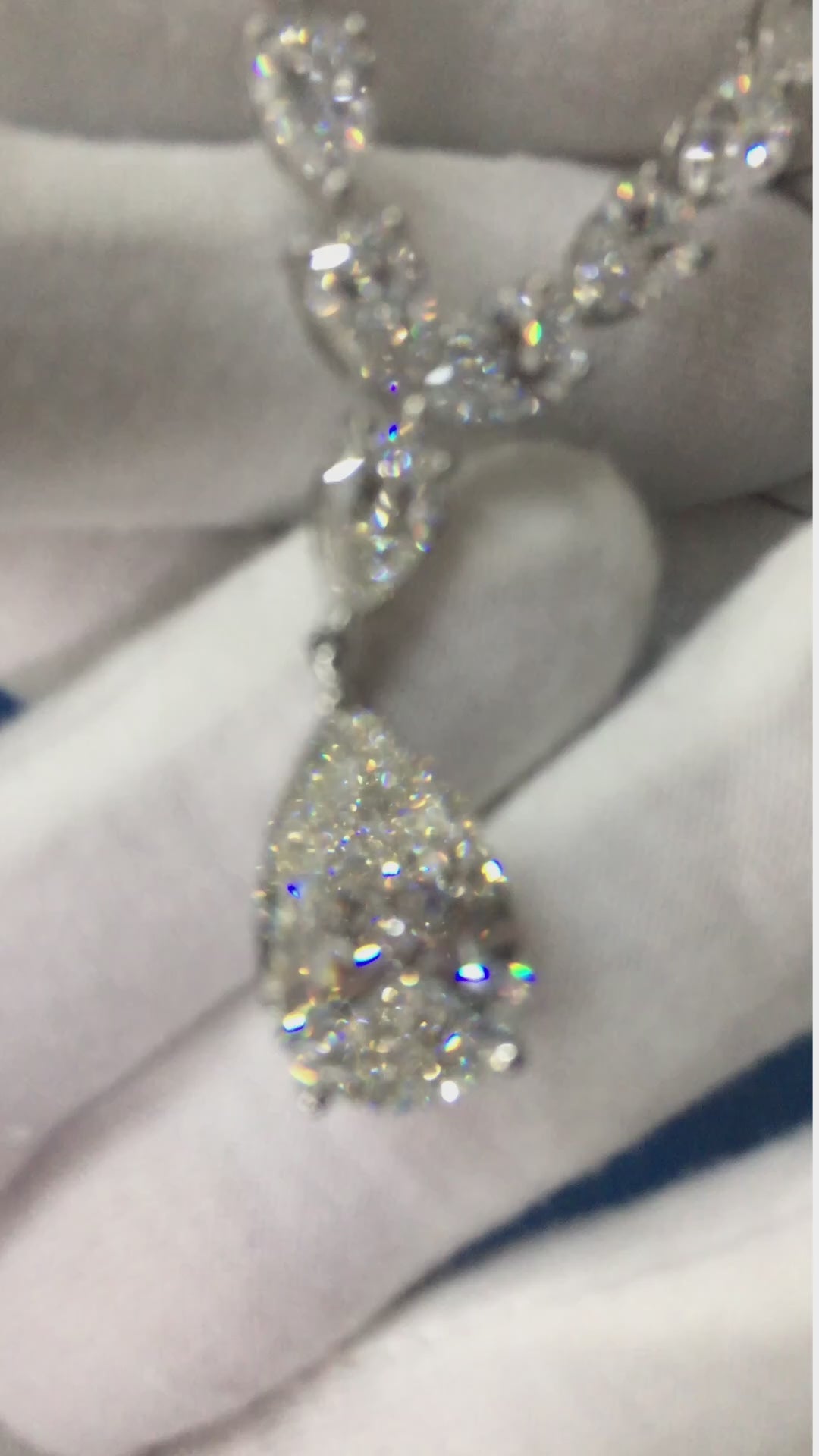 34.00 CT F/VS PEAR DIAMOND TENNIS NECKLACE IN 18K WHITE GOLD