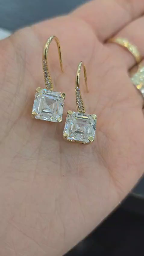 Last Piece ! Certified E-F/VS 10.35Carat Asscher Diamond Drop Earrings in 18k Yellow Gold 5.60 Grams