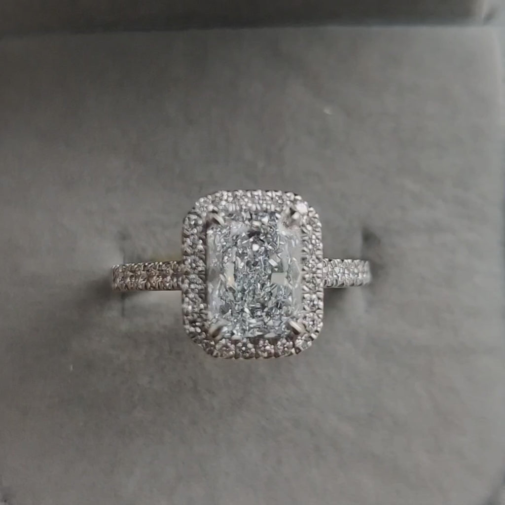 4.50 Ct IGI Certified Radiant Cut Diamond Halo Engagement Ring In Platinum