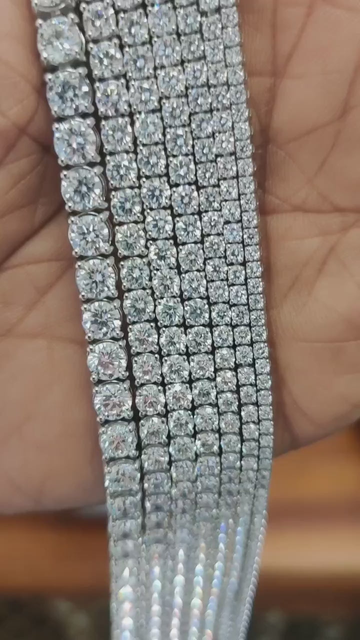 Sustainable Luxury Tennis Bracelet – Round Brilliant Lab Grown Diamonds