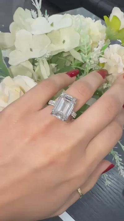 IGI Certified 15.25CT Emerald Diamond Engagement Ring In Platinum
