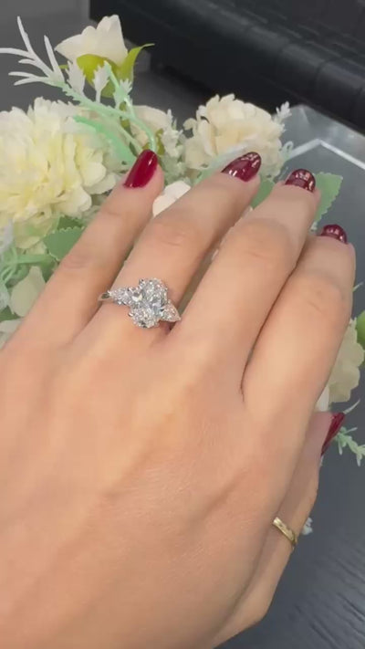 3.00Carat D/VS Lab Grown Oval & Pear Shape Diamond Trilogy Ring In Platinum