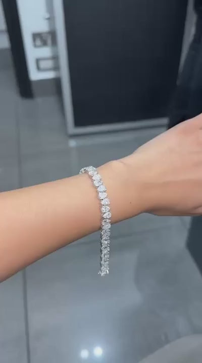 Zig-Zag Pear Lab-Grown Diamond Tennis Bracelet in Gold & Platinum (10–30ct)