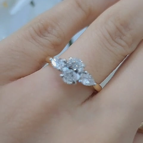 F/VS 1.50 Ct Oval With Side Pear Lab Diamond Trilogy Engagement Ring For Her