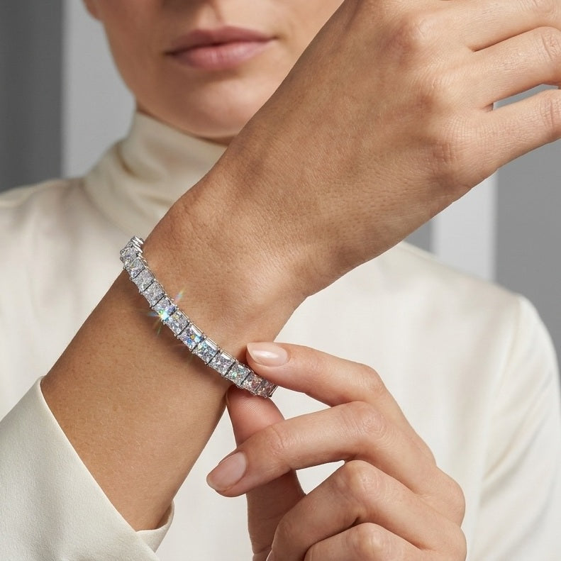 10.00 Carat D-E/VS Lab Grown Princess Diamond Claw Set Tennis Bracelet In White Gold