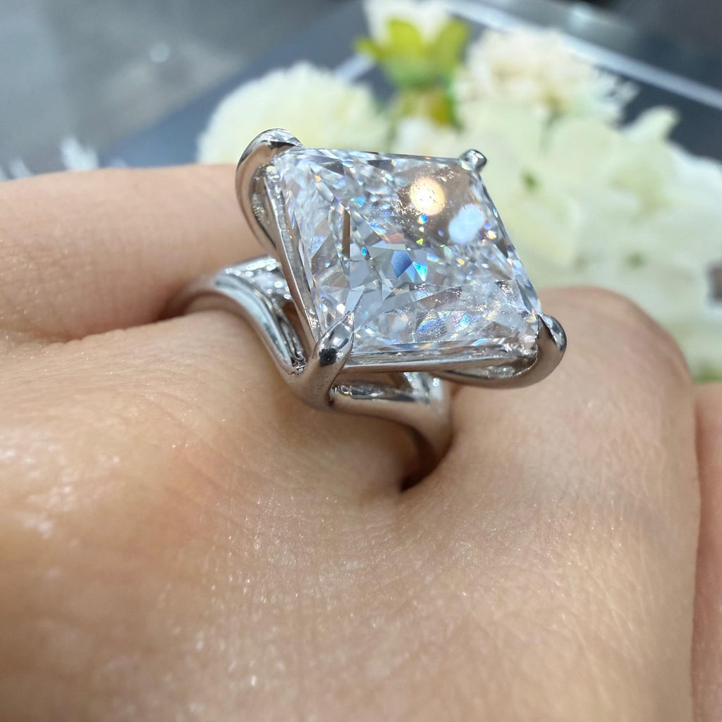 IGI Certified 10.00CT E/VS Princess Lab Grown Diamond Solitaire Engagement Ring in Platinum