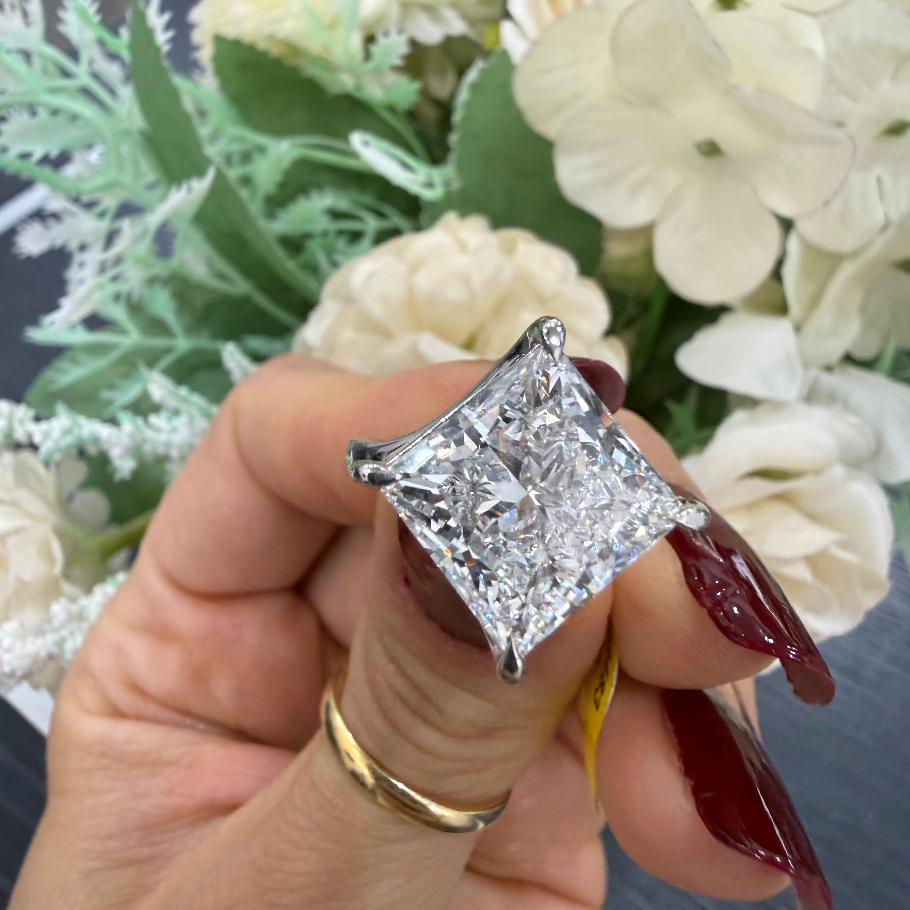 IGI Certified 10.00CT E/VS Princess Lab Grown Diamond Solitaire Engagement Ring in Platinum