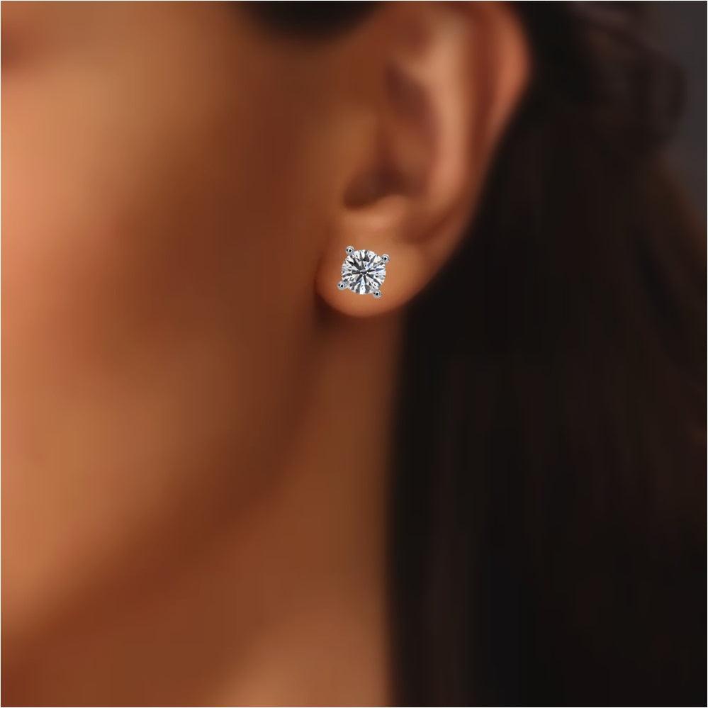 Certified E/VS 4.00Ct Hugh Round Diamond Stud Earrings in Platinum
