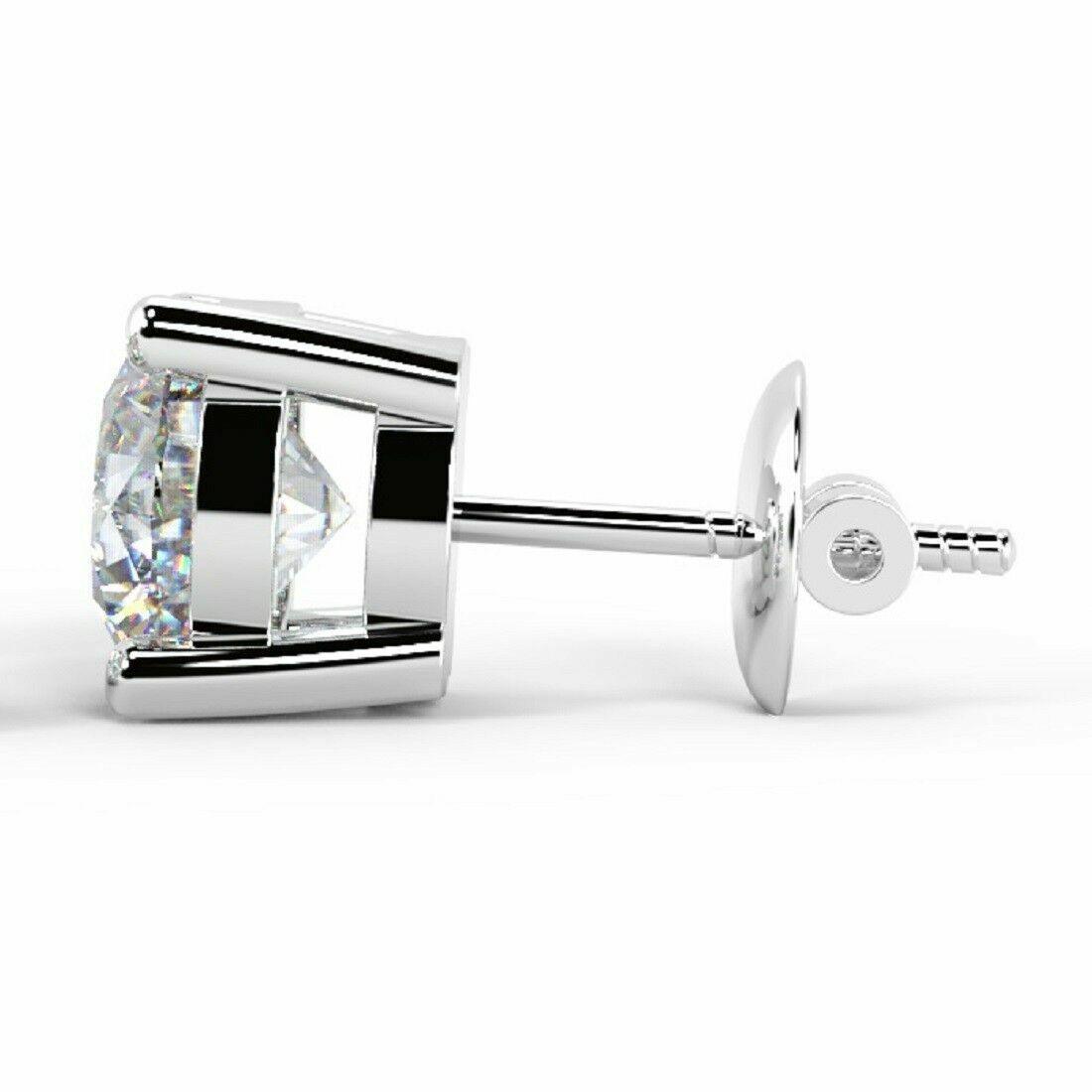 Certified Exceptional Quality D/VS 1.00Ct Round Diamond Single Stud Earring for Men's in 18k White Gold