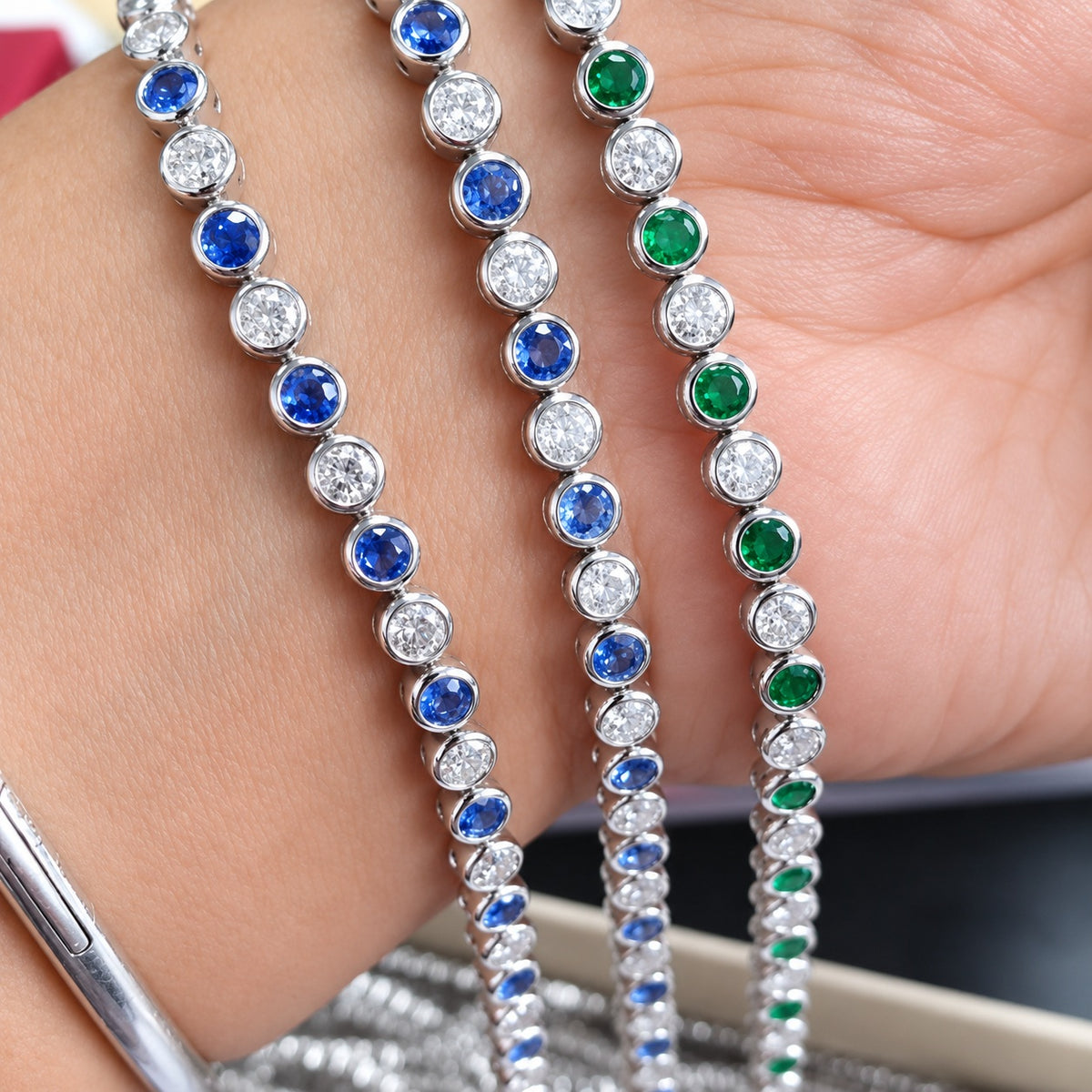 6.00ct Emerald Aquamarine & Diamond Tennis Bracelet - White Gold (Angle View 1)