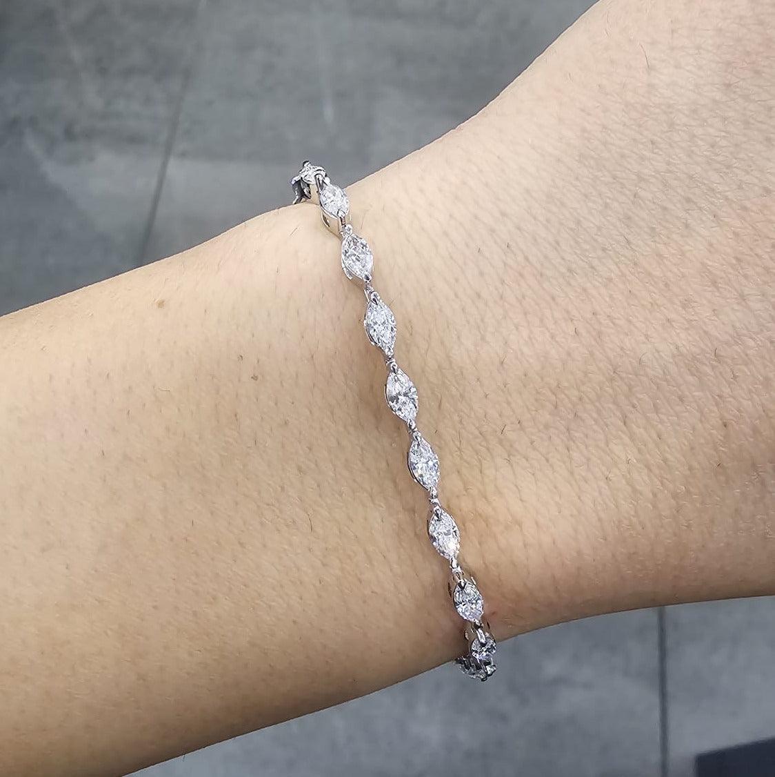 Last Piece ! D/VS 3.00 Carat Marquise Diamond Tennis Bracelet in 9k Gold