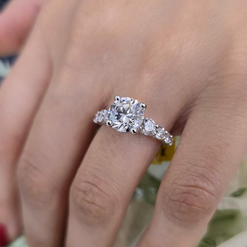 IGI Certified 3.00 Carat E/VS Lab Grown Round with Side Diamond Engagement Ring For Women