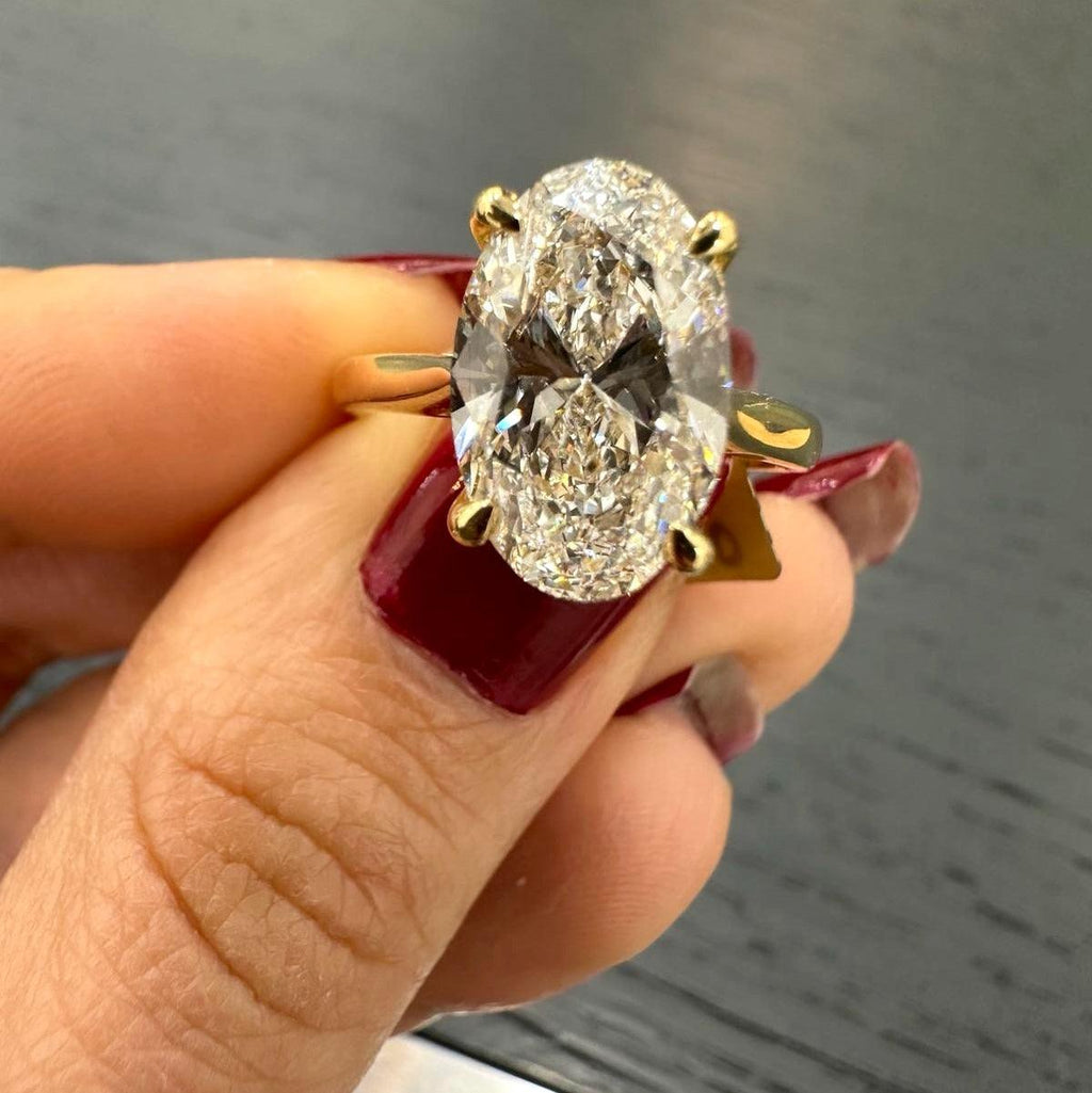 yellow gold engagement ring 