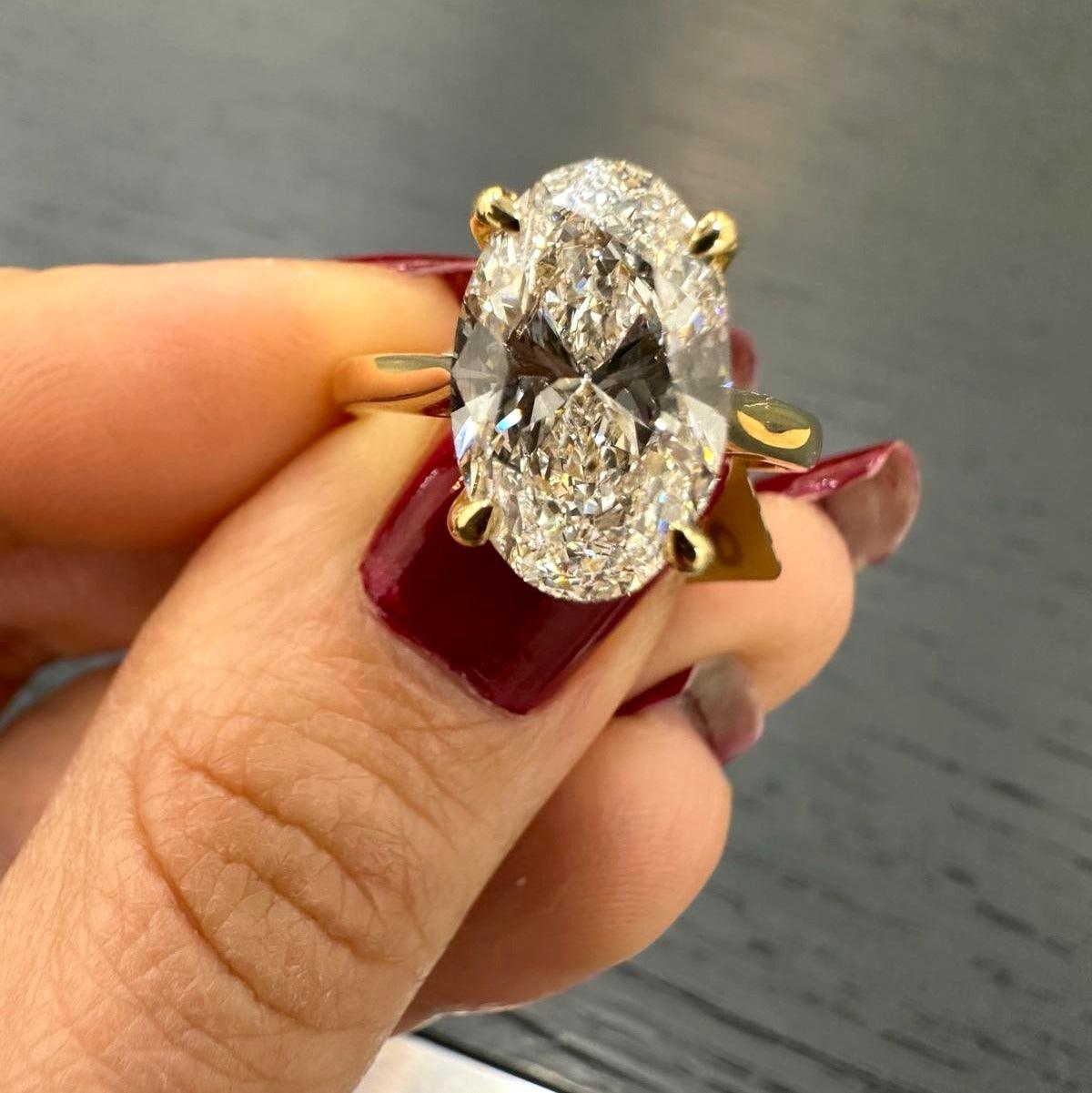 yellow gold engagement ring 