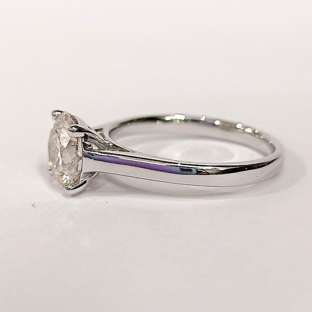 Special Offer ! 2.65CT H/VVS Huge Round Diamond Solitaire Engagement Ring in Platinum