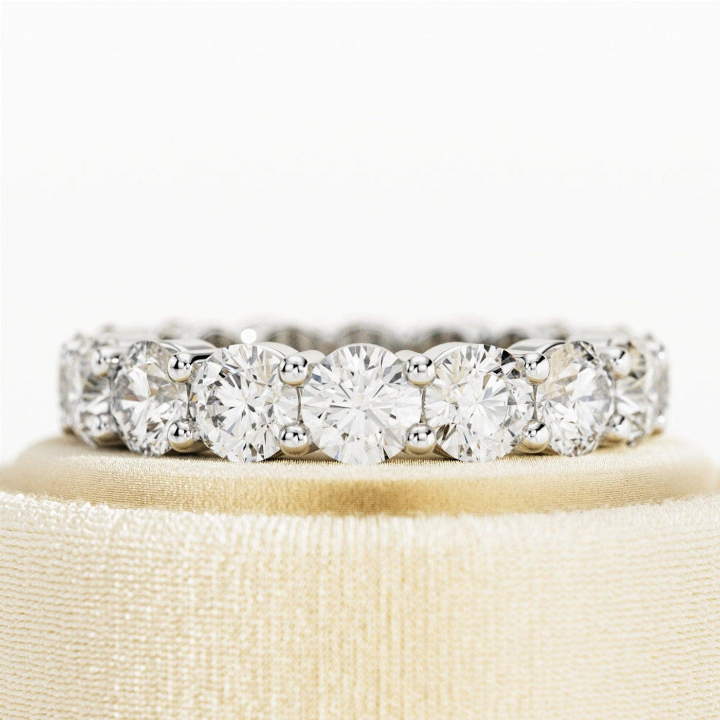 Round Diamond Claw Set Full Eternity Ring for Women's - 4.00Carat - 6.00Carat - D/VVS