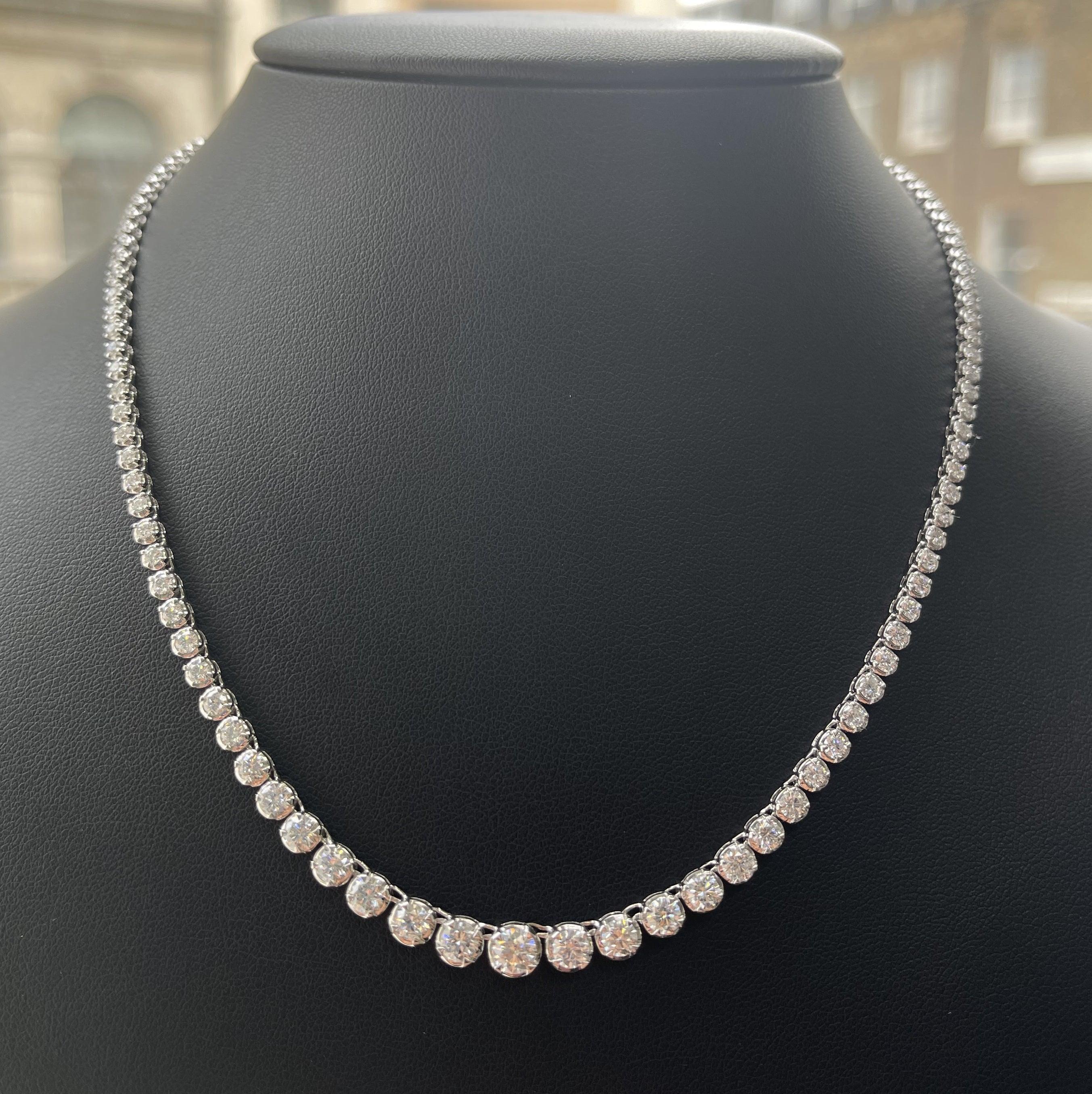 D/VS 8.00Ct Lab Grown Round Diamond Graduated Necklace in Hallmarked 18k White Gold
