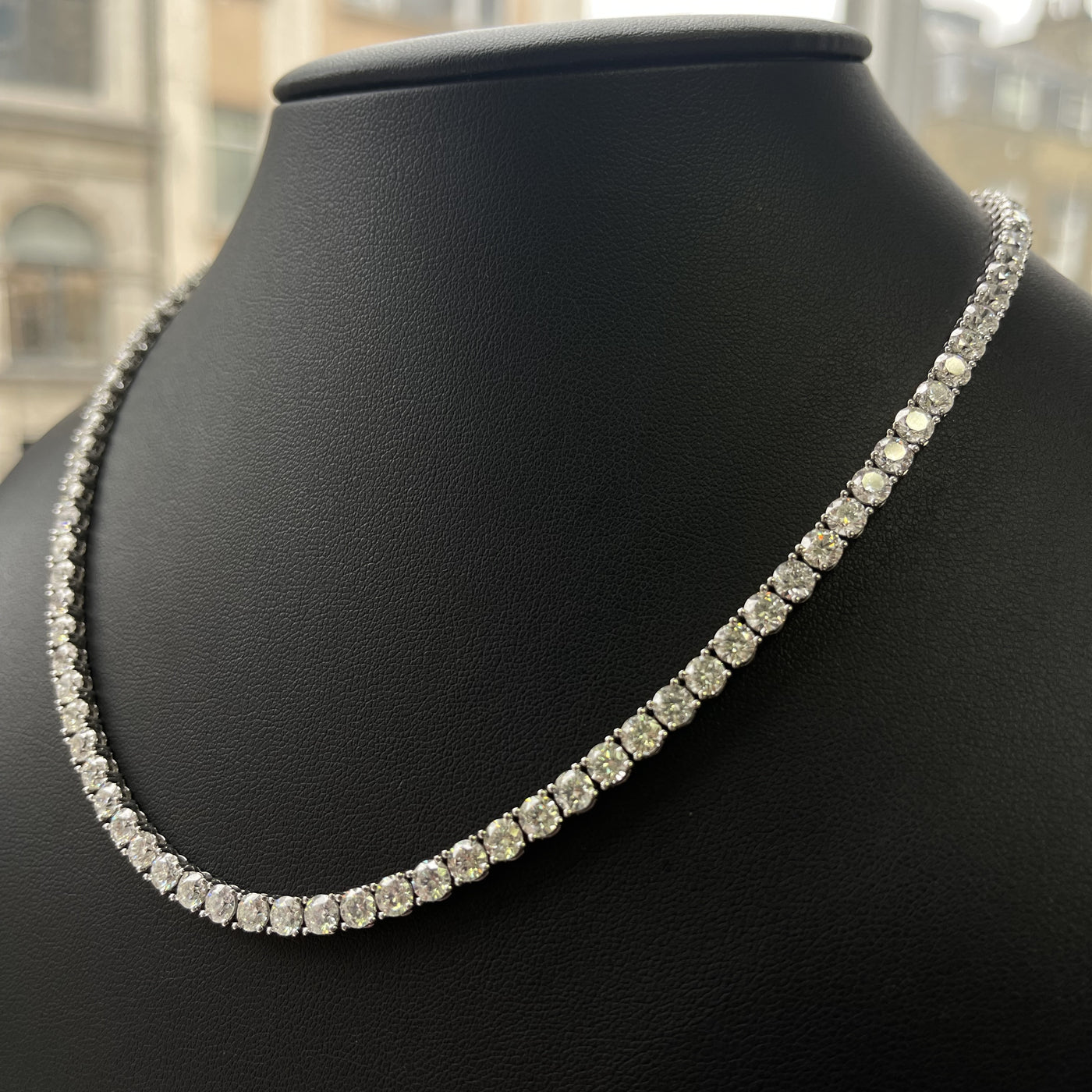 Last Piece D/VS 30.00Ct Round Diamond Straight Line Tennis Necklace in Hallmarked 9k Gold 33 grams