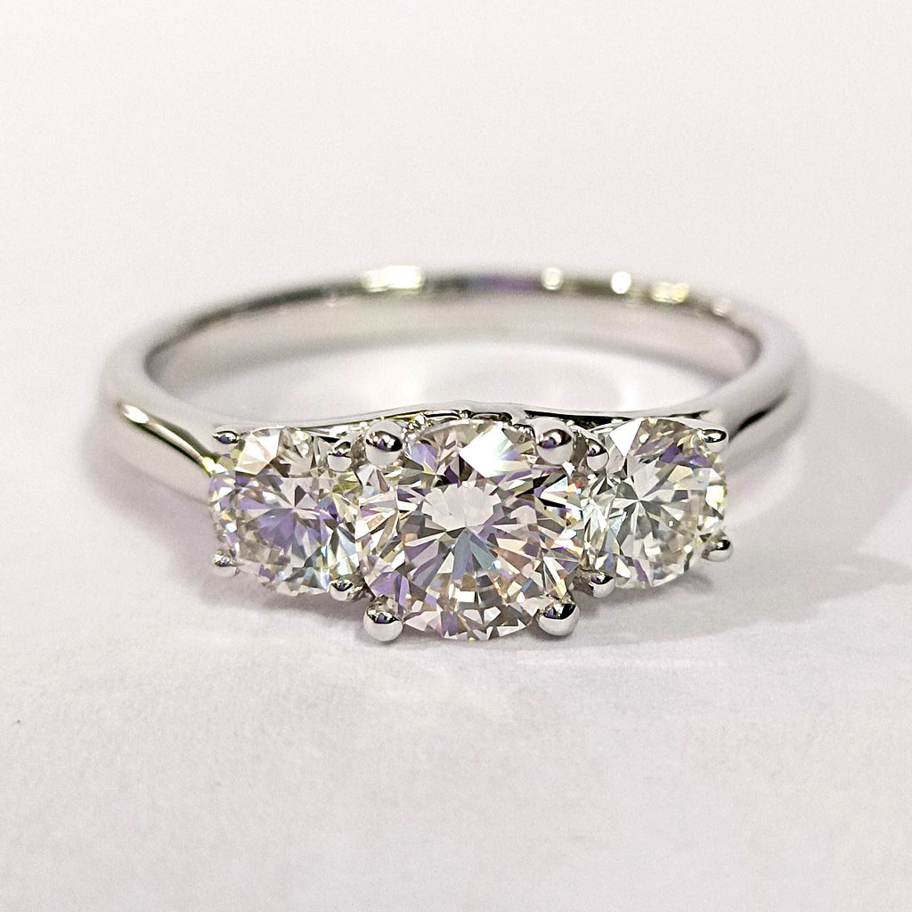 Last Piece ! F/VS 1.50CT Classic Round Diamond Trilogy Engagement Ring in Platinum