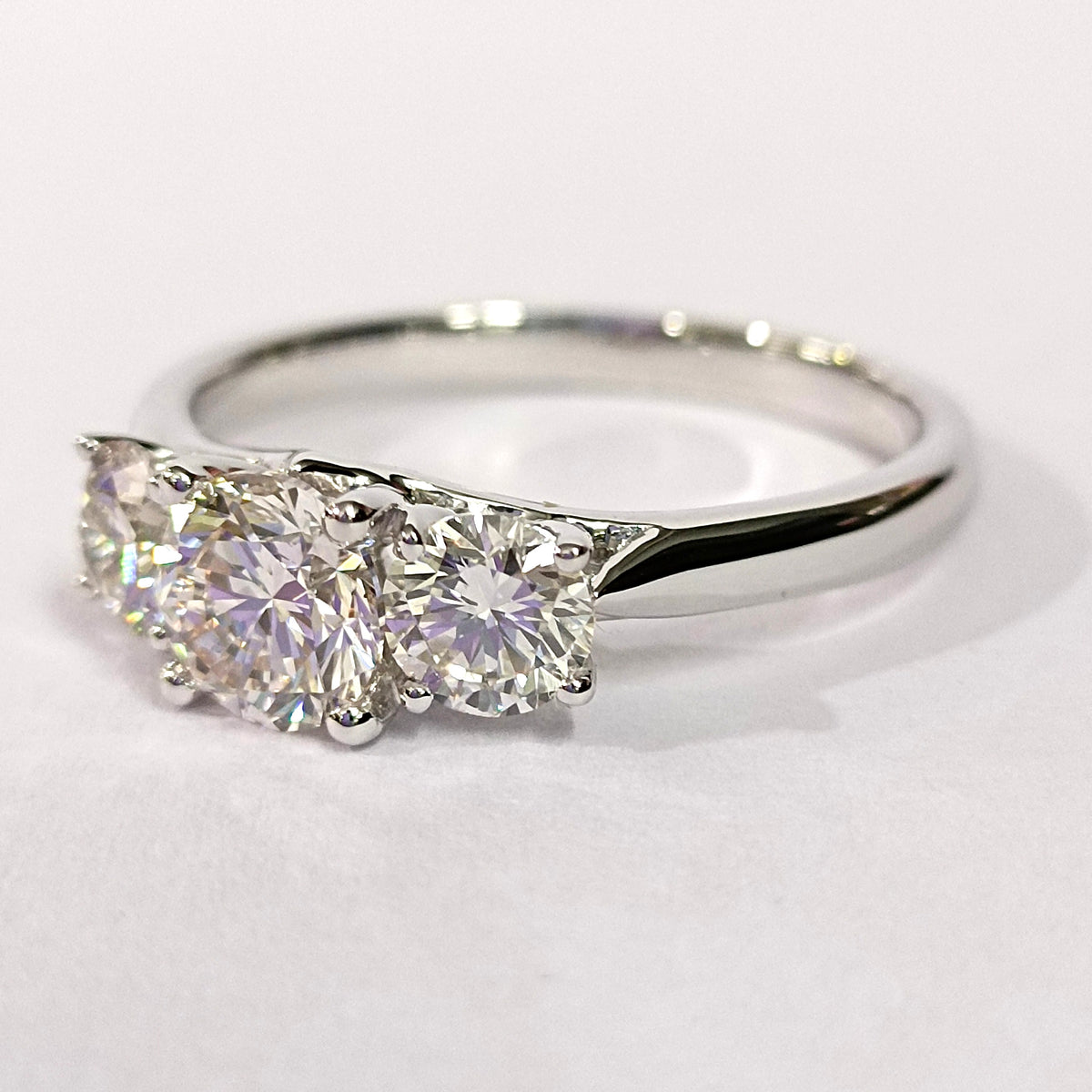 Last Piece ! F/VS 1.50CT Classic Round Diamond Trilogy Engagement Ring in Platinum