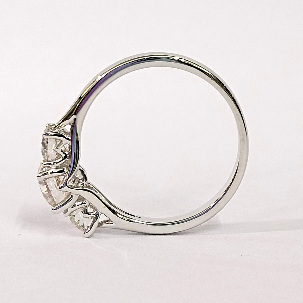 Last Piece ! F/VS 1.50CT Classic Round Diamond Trilogy Engagement Ring in Platinum