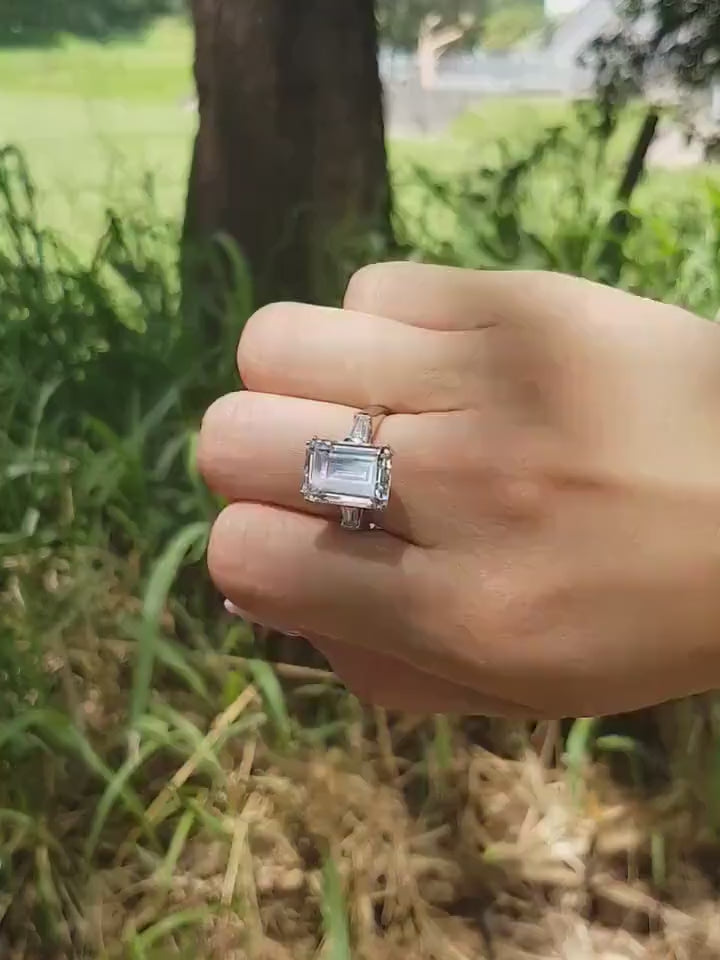 Clearance Sale ! IGI Certified Emerald & Side Lab Diamond Trilogy Ring Platinum 5.50ct